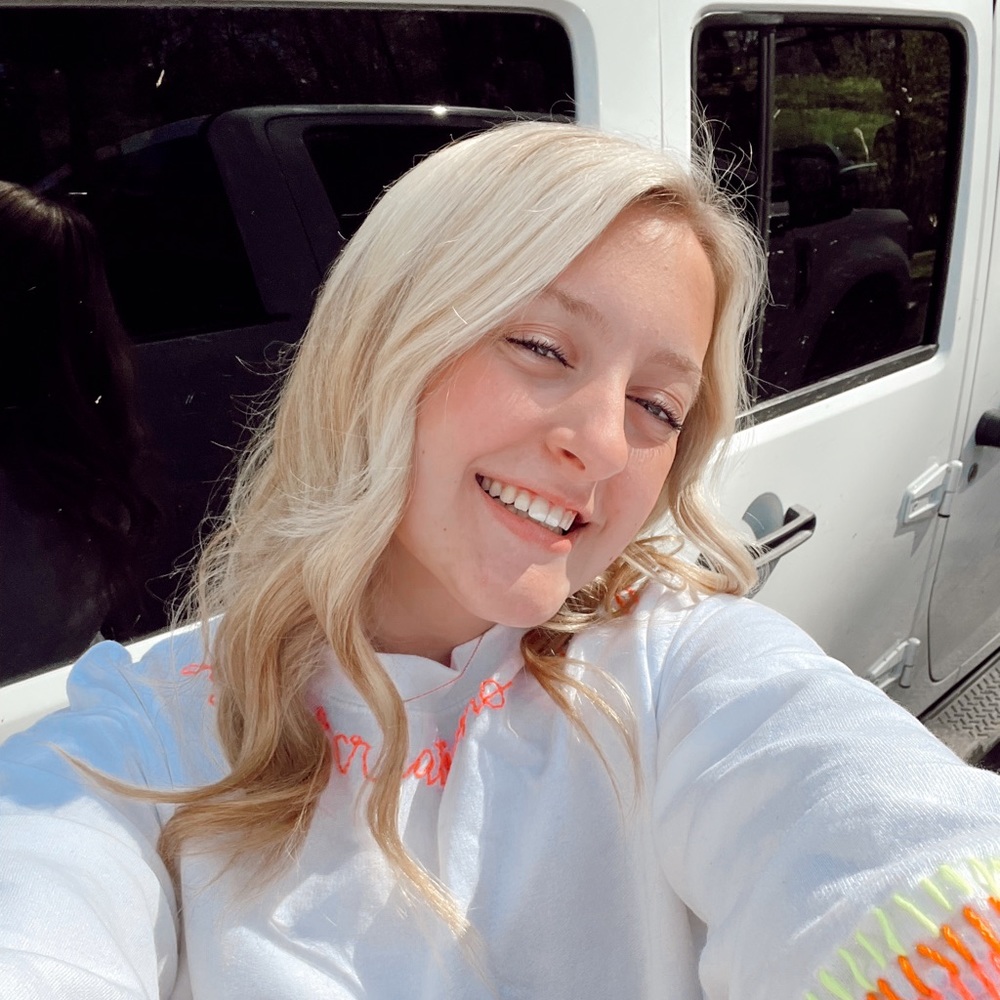 Meet your Posher, Brooke